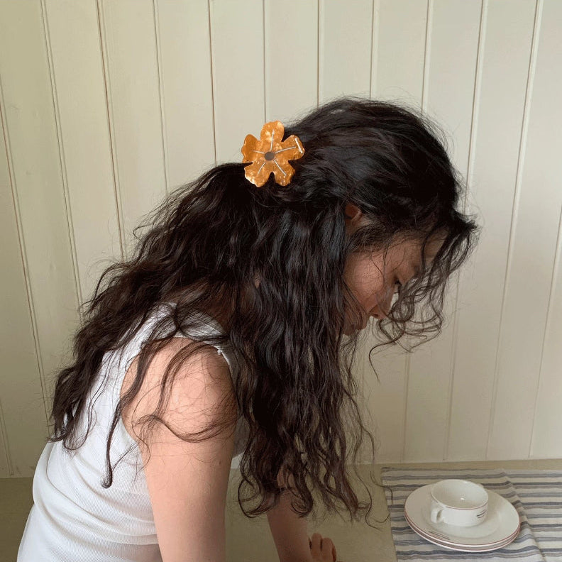 Sweet Hibiscus Hair Claw｜AKJK