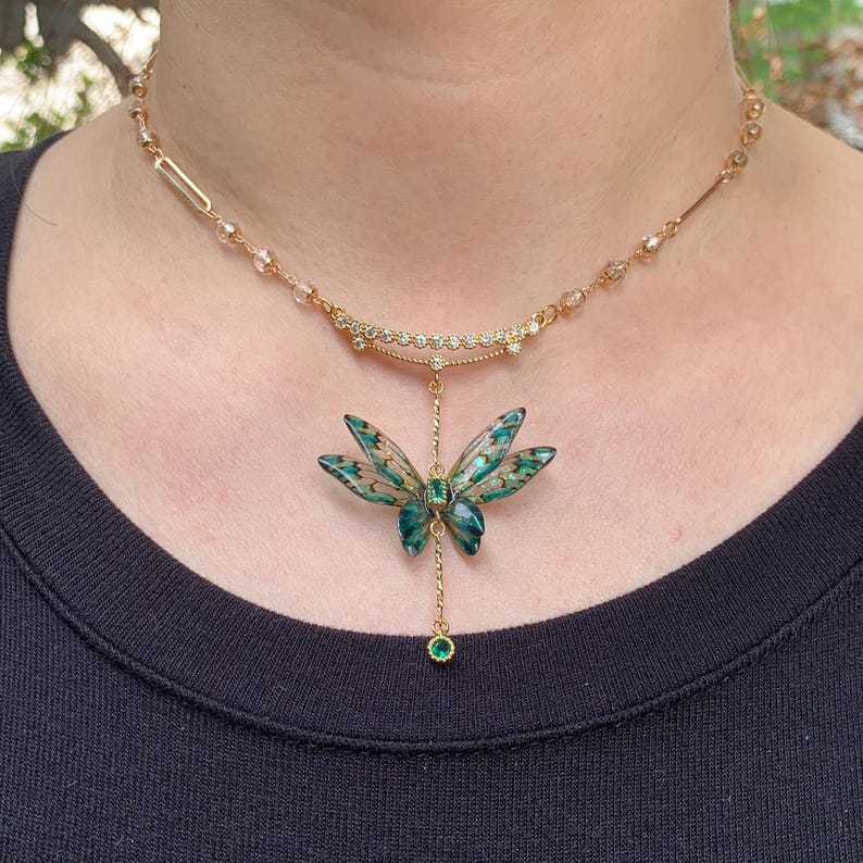 Green Dragonfly Pendant Necklace
