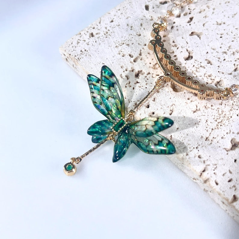 Green Dragonfly Pendant Necklace