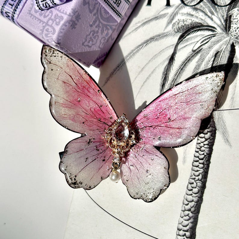 Elegant Pink Butterfly Hair Clip